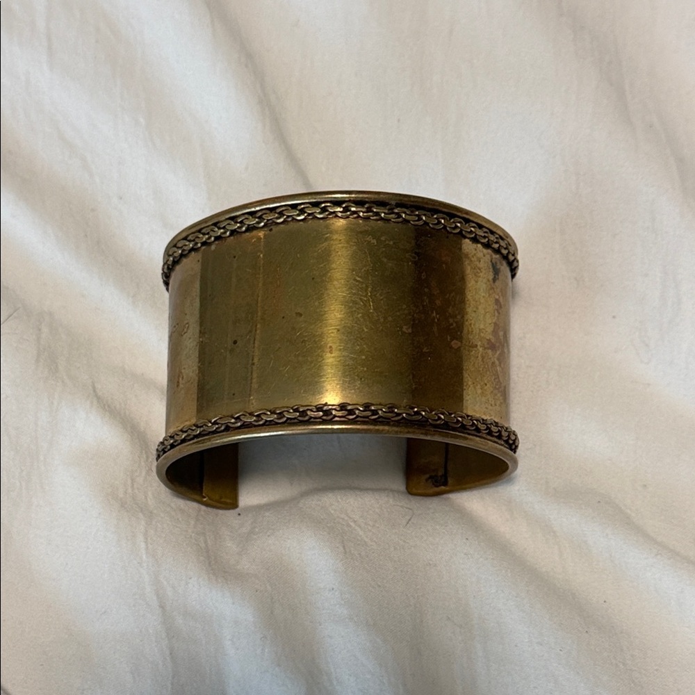 Elegant Gold-Toned Cuff Bracelet